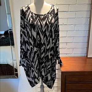 Rachel Pally Black and White Zigzag Long Sleeve Dress